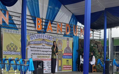 MAN 2 BANDUNG HADIRKAN KOMPETISI NGAWIH  SEBAGAI WUJUD NYATA NGAMUMULE BUDAYA SUNDA